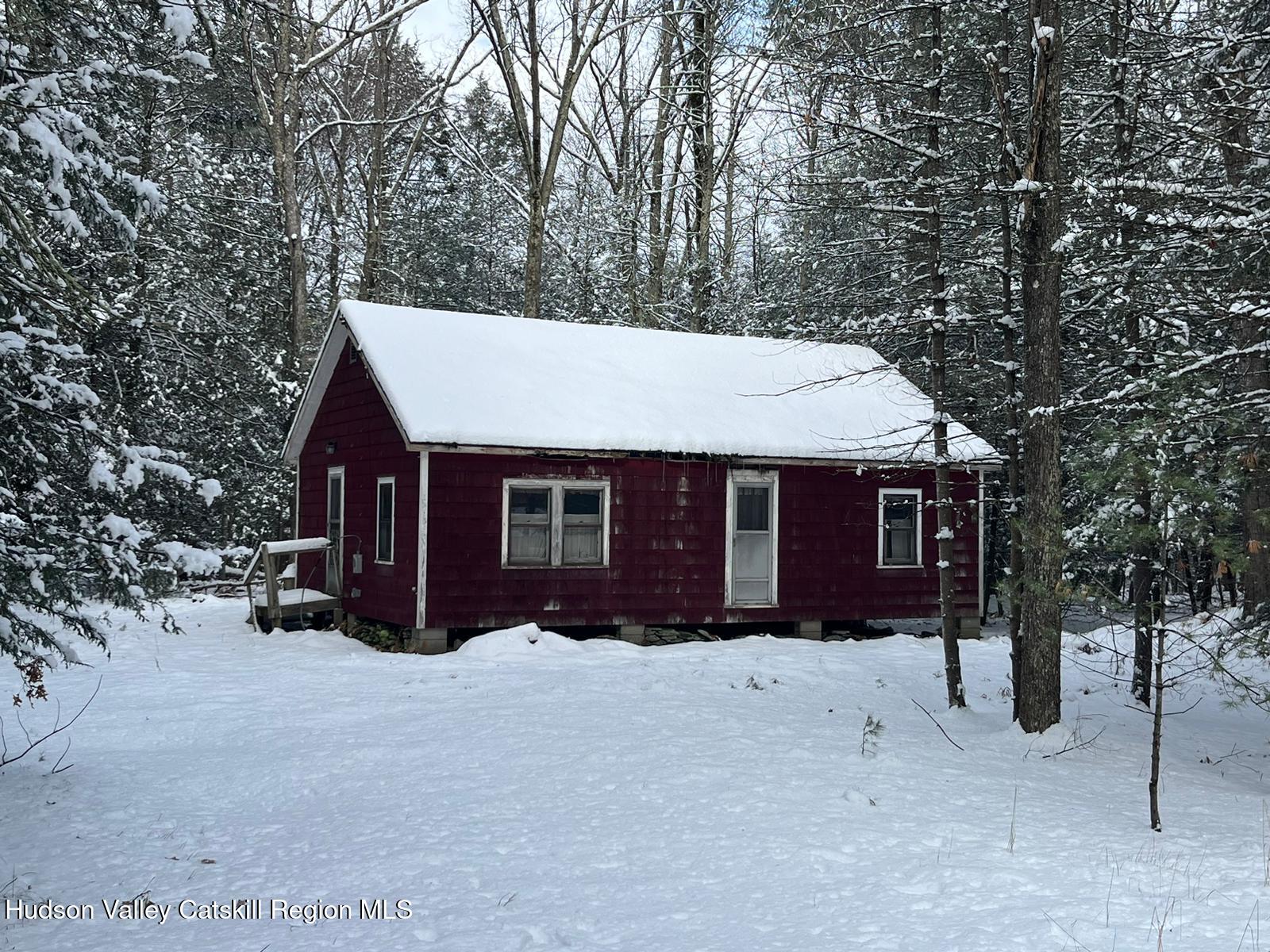 33 Sundale Road Accord, NY 12404 - Photo 1 of 8 Exterior