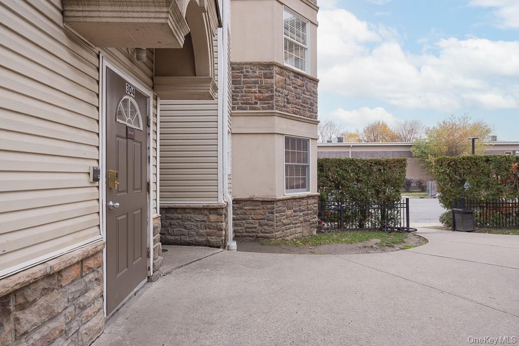 3 Horizon Court, Unit 304 Monsey, NY 10952 - Photo 9 of 36 a view of a house with a yard