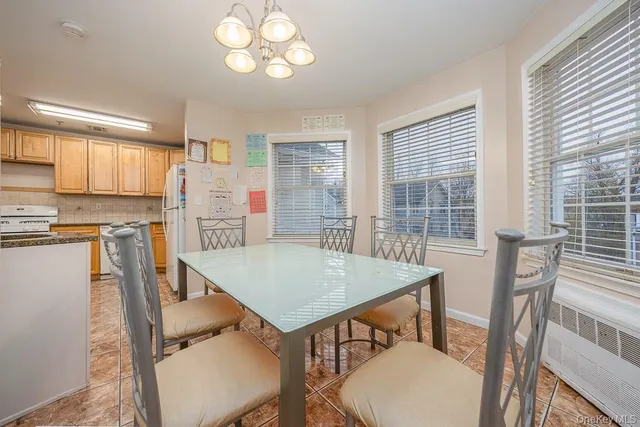 $770,000 | 3 Horizon Court, Unit 304, Monsey, NY 10952