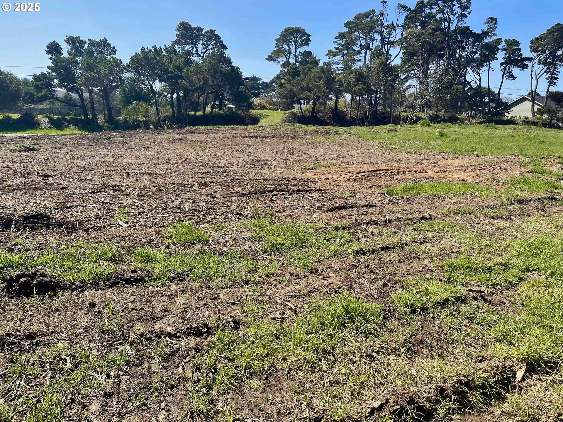 8th Street Southwest Bandon, OR 97411 - Photo 6 of 11