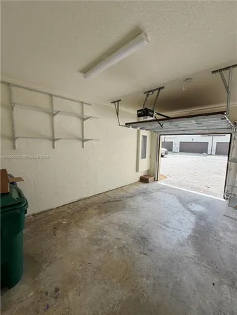 $4,400 | 4470 Northwest 83rd Avenue, Doral, FL 33166