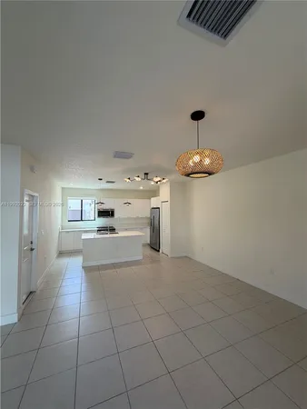 $4,400 | 4470 Northwest 83rd Avenue, Doral, FL 33166