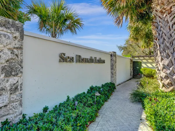 $30,000 | 7 Saranac Road, Sea Ranch Lakes, FL 33308