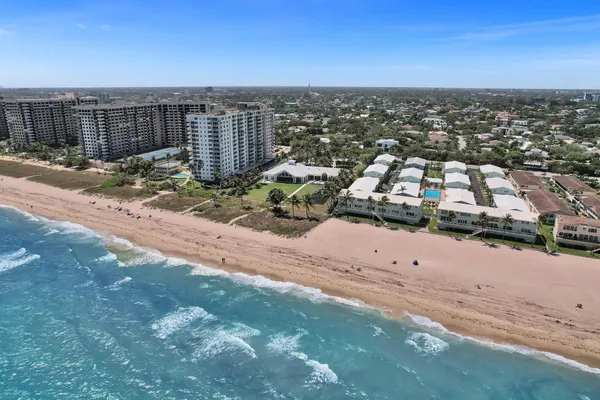 $30,000 | 7 Saranac Road, Sea Ranch Lakes, FL 33308