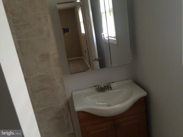 18 Knoll Road Stratford, NJ 08084 - Photo 14 of 24