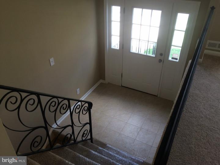 18 Knoll Road Stratford, NJ 08084 - Photo 6 of 24