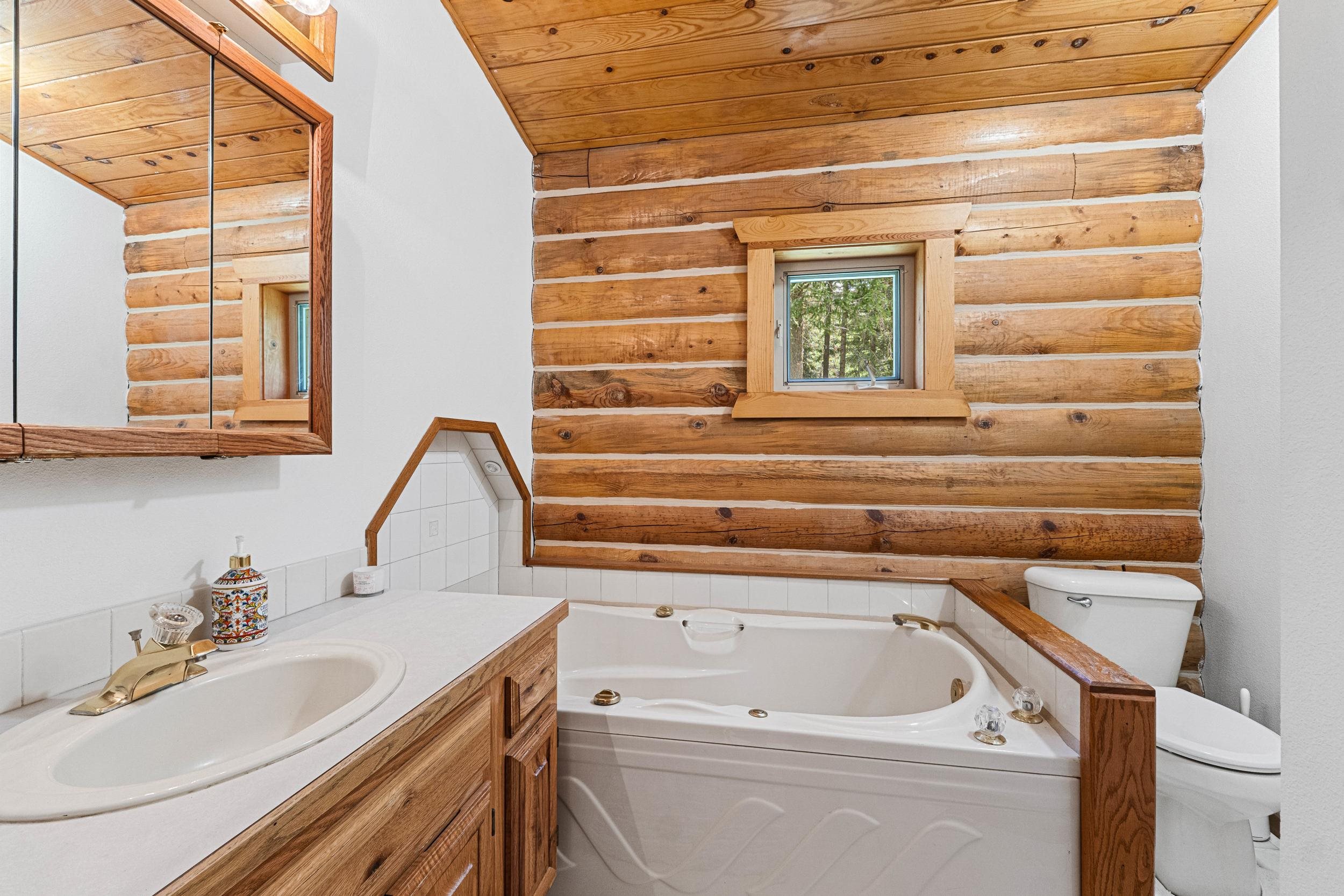2432 Gilson Road Addy, WA 99101 - Photo 19 of 50