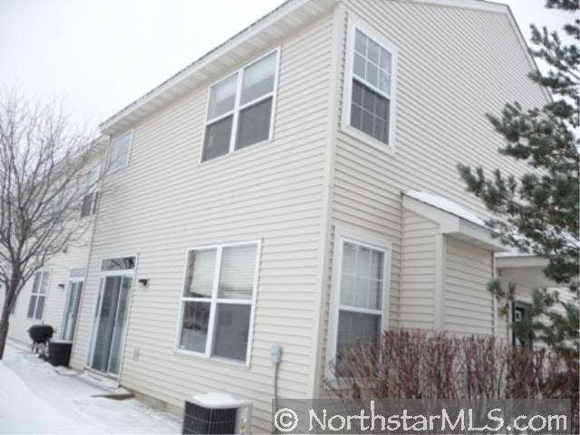 9012 Garland Lane North Maple Grove, MN 55311 - Photo 4 of 8