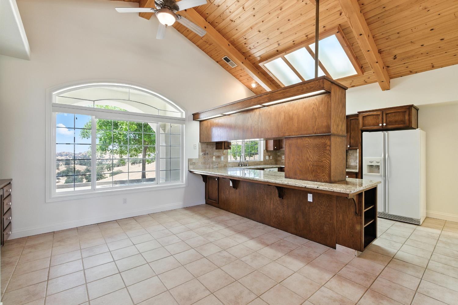 20997 Auberry Road Clovis, CA 93619 - Photo 11 of 72