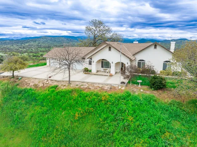 $729,950 | 20997 Auberry Road, Clovis, CA 93619