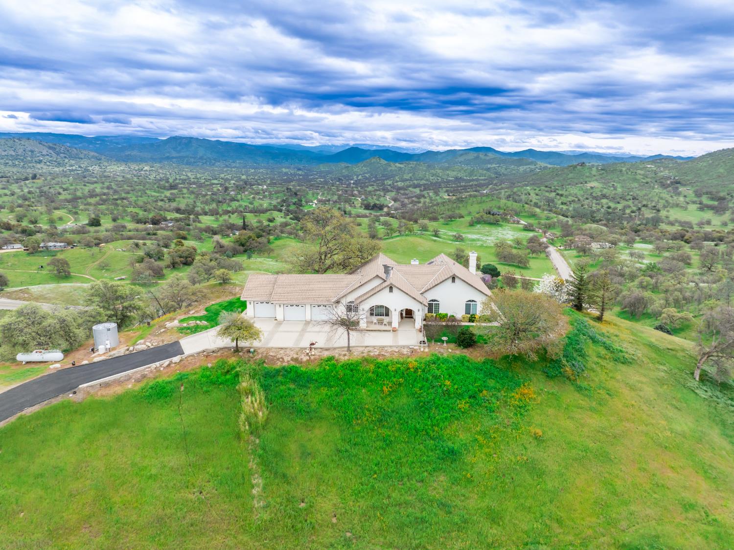 20997 Auberry Road Clovis, CA 93619 - Photo 64 of 72