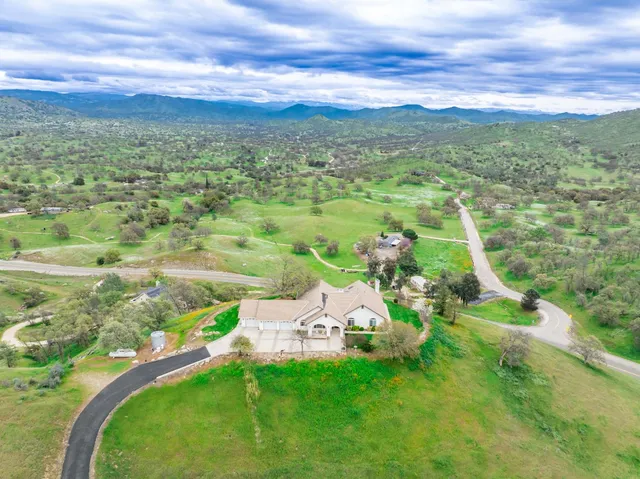 $729,950 | 20997 Auberry Road, Clovis, CA 93619