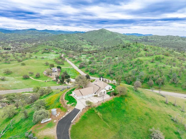 $729,950 | 20997 Auberry Road, Clovis, CA 93619