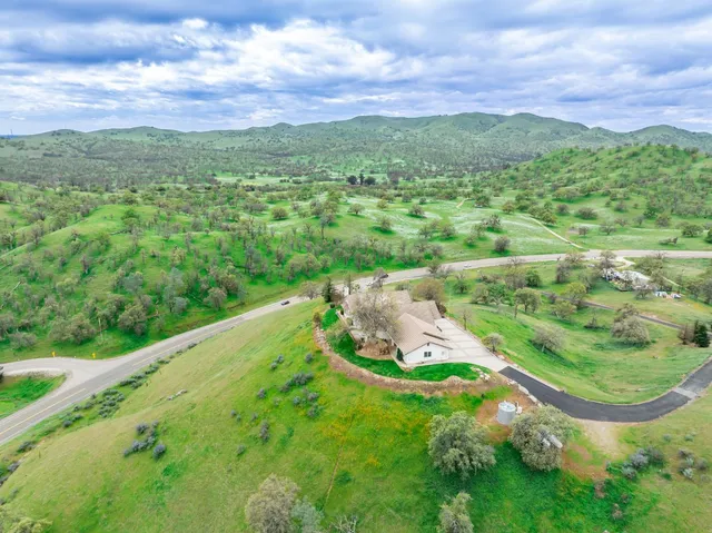 $729,950 | 20997 Auberry Road, Clovis, CA 93619