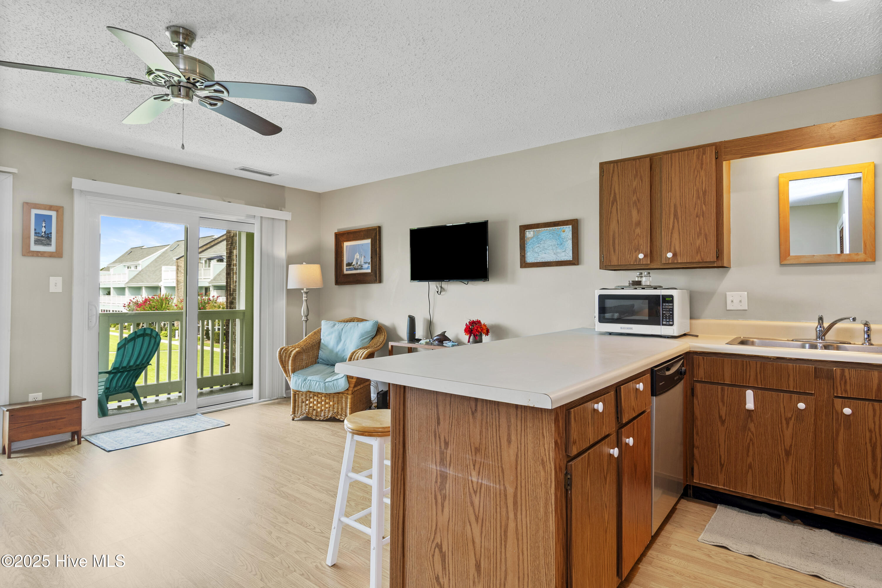 9201 Coast Guard Road, Unit H206 Emerald Isle, NC 28594 - Photo 15 of 52 PB-H-206-7-22-25-013