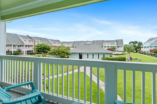 $299,900 | 9201 Coast Guard Road, Unit H206, Emerald Isle, NC 28594