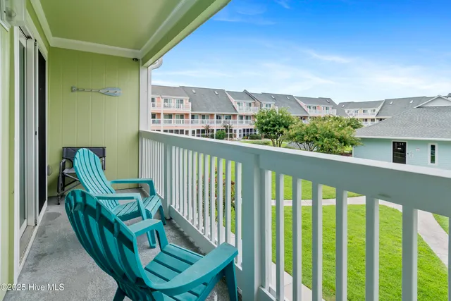 $299,900 | 9201 Coast Guard Road, Unit H206, Emerald Isle, NC 28594