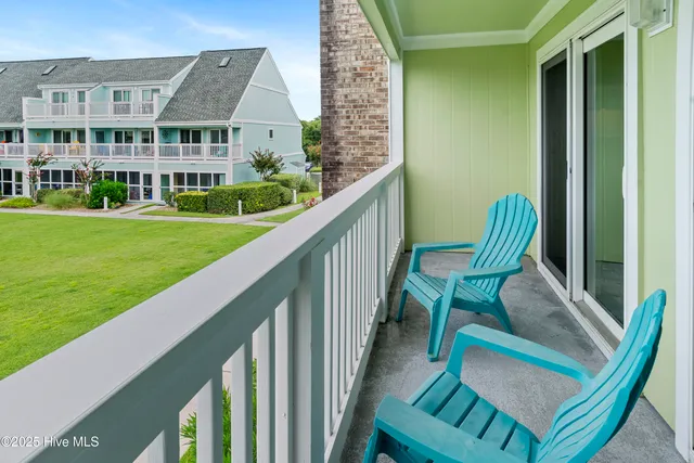 $299,900 | 9201 Coast Guard Road, Unit H206, Emerald Isle, NC 28594