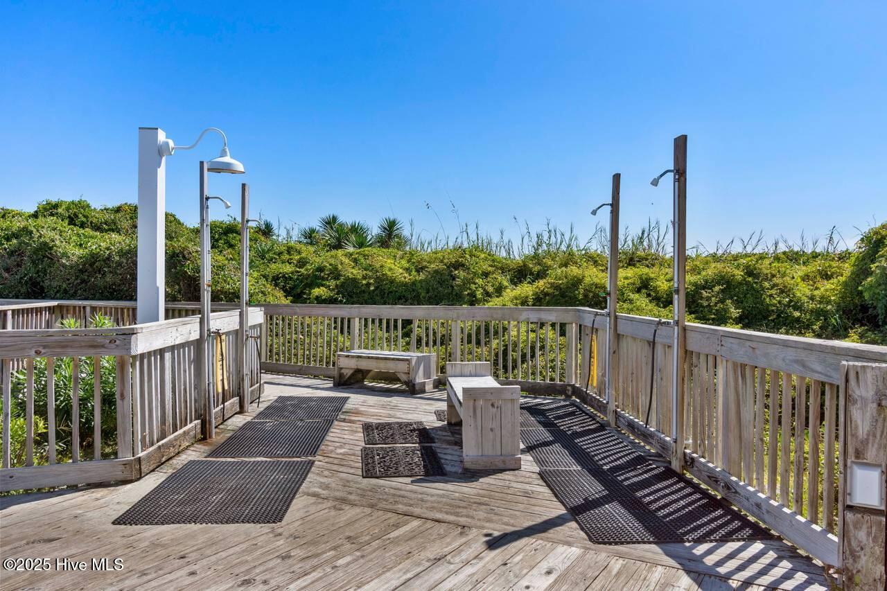 9201 Coast Guard Road, Unit H206 Emerald Isle, NC 28594 - Photo 40 of 52 009-OS-Showers