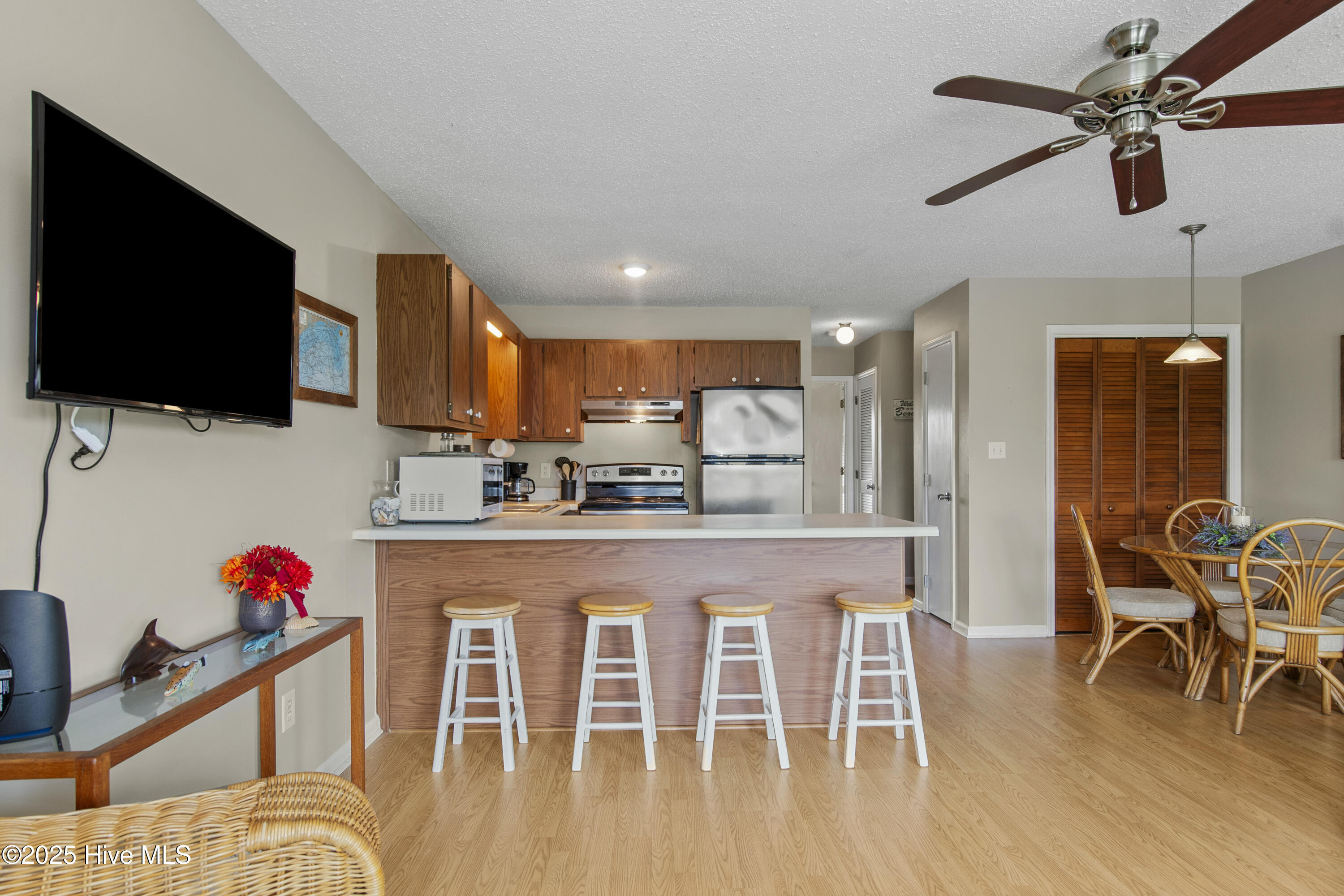 9201 Coast Guard Road, Unit H206 Emerald Isle, NC 28594 - Photo 6 of 52 PB-H-206-7-22-25-004