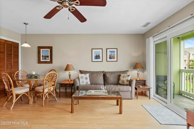 $299,900 | 9201 Coast Guard Road, Unit H206, Emerald Isle, NC 28594