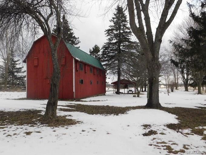 3665 Reamer Road Lapeer, MI 48446 - Photo 6 of 7 3665 Reamer4.jpg