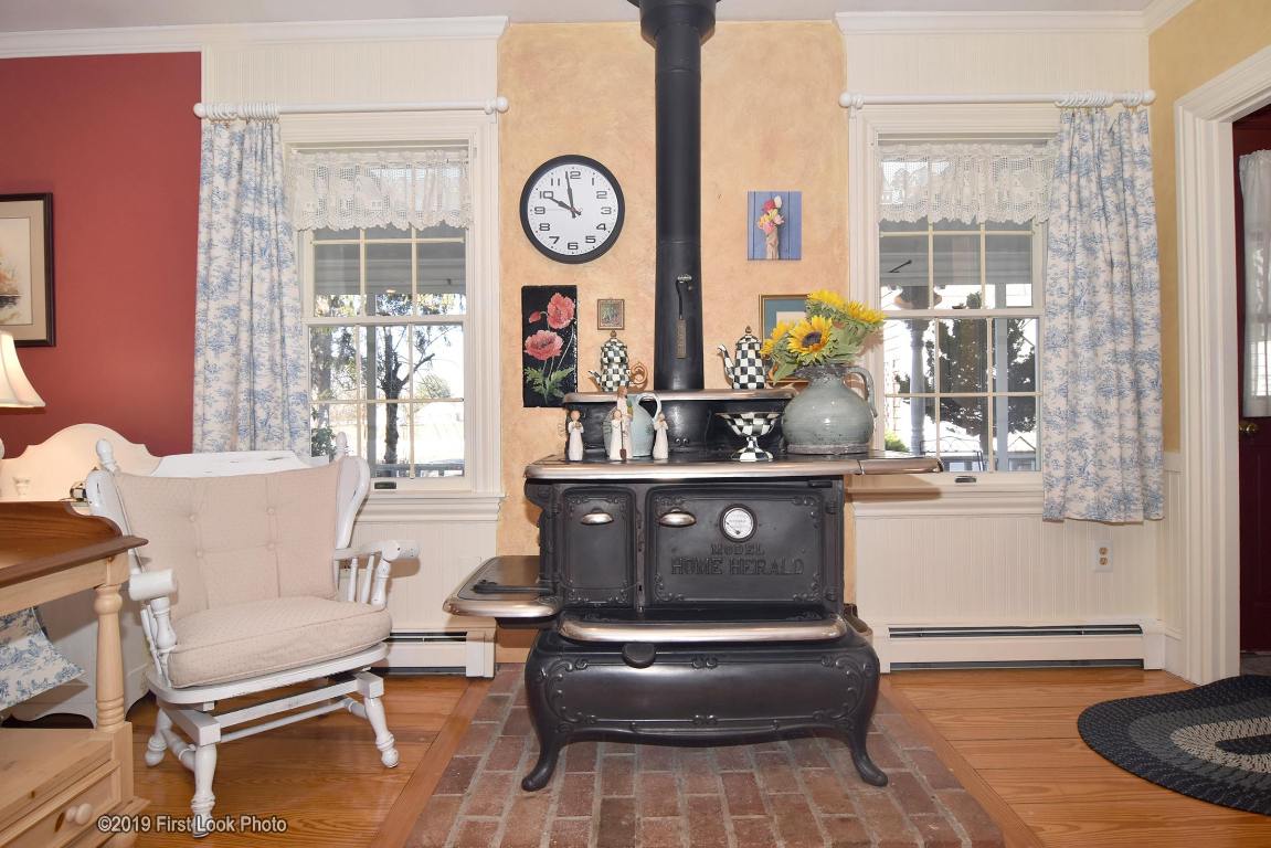 575 Great Road Lincoln, RI 02865 - Photo 15 of 40