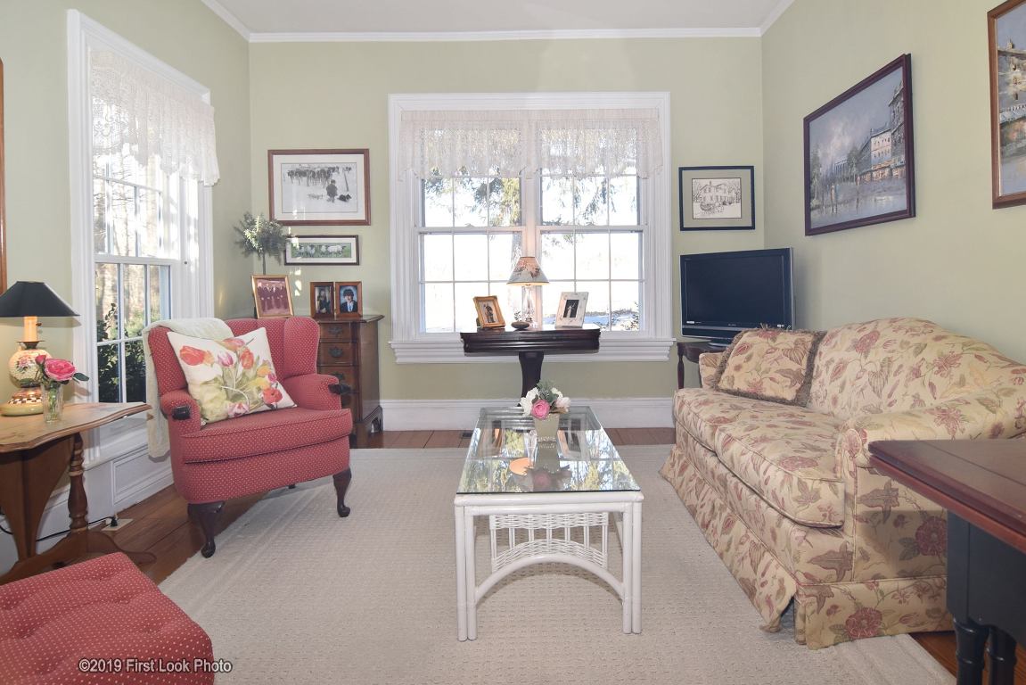 575 Great Road Lincoln, RI 02865 - Photo 3 of 40