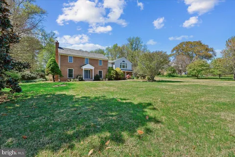 $1,300,000 | 13113 Chestnut Oak Drive, Darnestown, MD 20878
