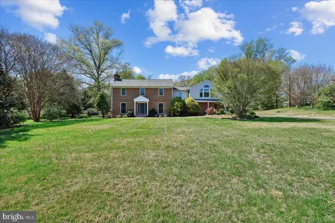 $1,300,000 | 13113 Chestnut Oak Drive, Darnestown, MD 20878