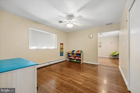 $1,300,000 | 13113 Chestnut Oak Drive, Darnestown, MD 20878