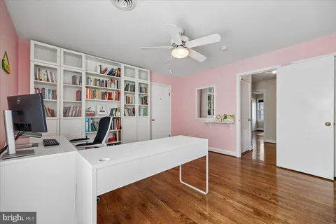 $1,300,000 | 13113 Chestnut Oak Drive, Darnestown, MD 20878