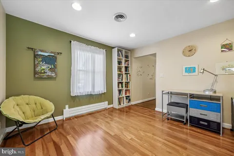 $1,300,000 | 13113 Chestnut Oak Drive, Darnestown, MD 20878