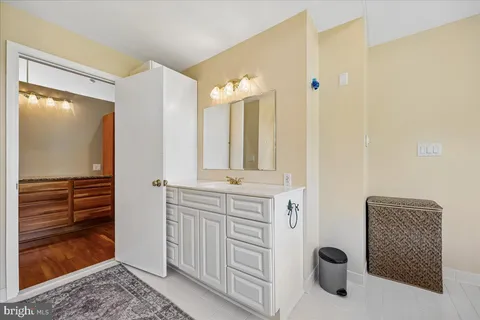 $1,300,000 | 13113 Chestnut Oak Drive, Darnestown, MD 20878