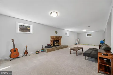 $1,300,000 | 13113 Chestnut Oak Drive, Darnestown, MD 20878