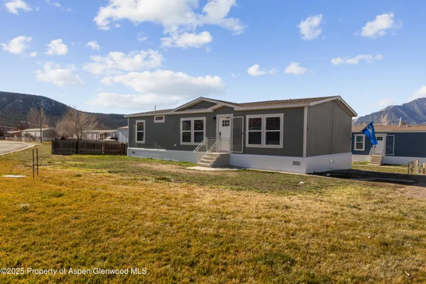 $177,000 | 16 Bent Creek Circle, Parachute, CO 81635