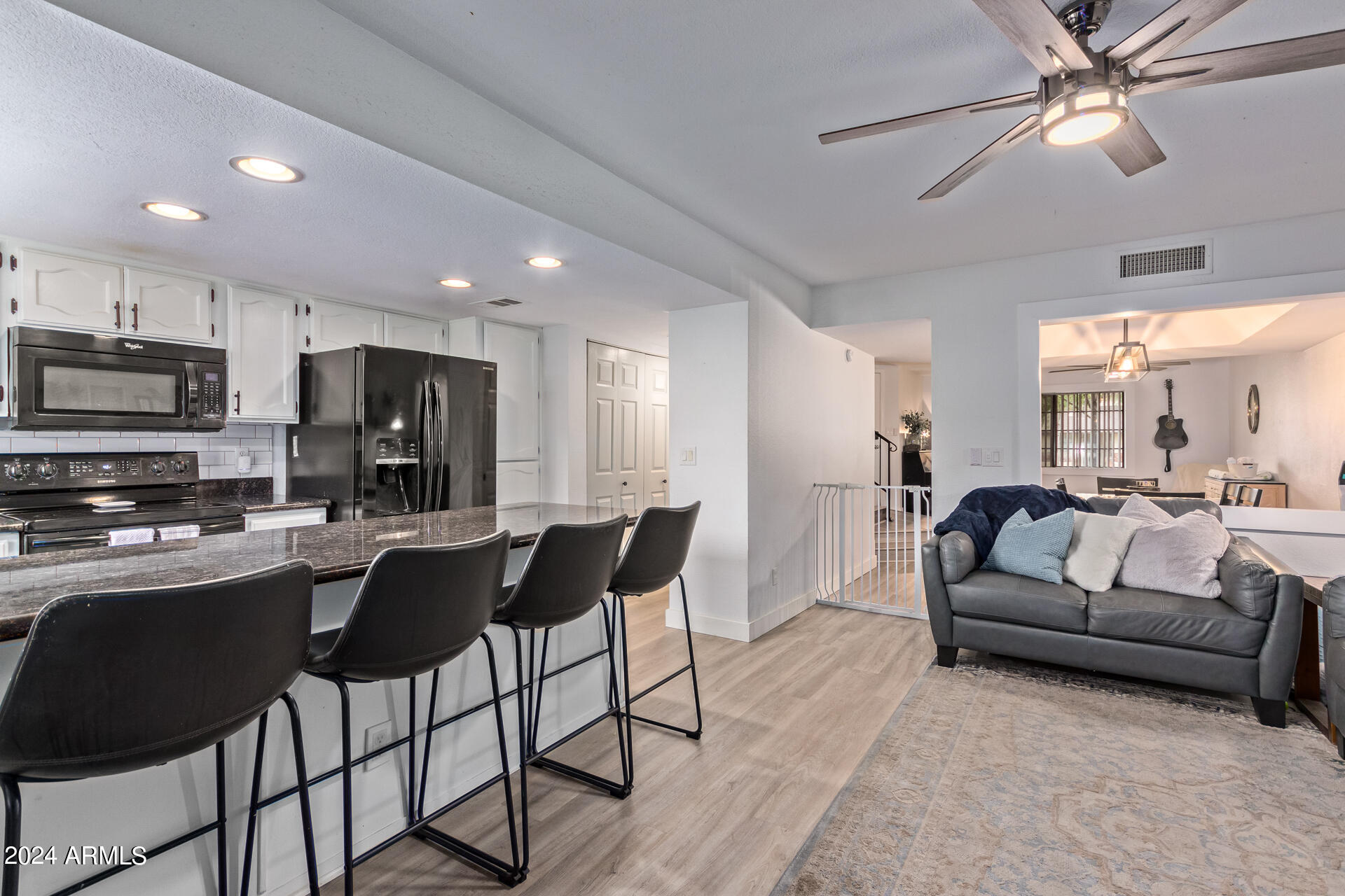 170 East Guadalupe Road, Unit 105 Gilbert, AZ 85234 - Photo 5 of 30 Kitchen/FR