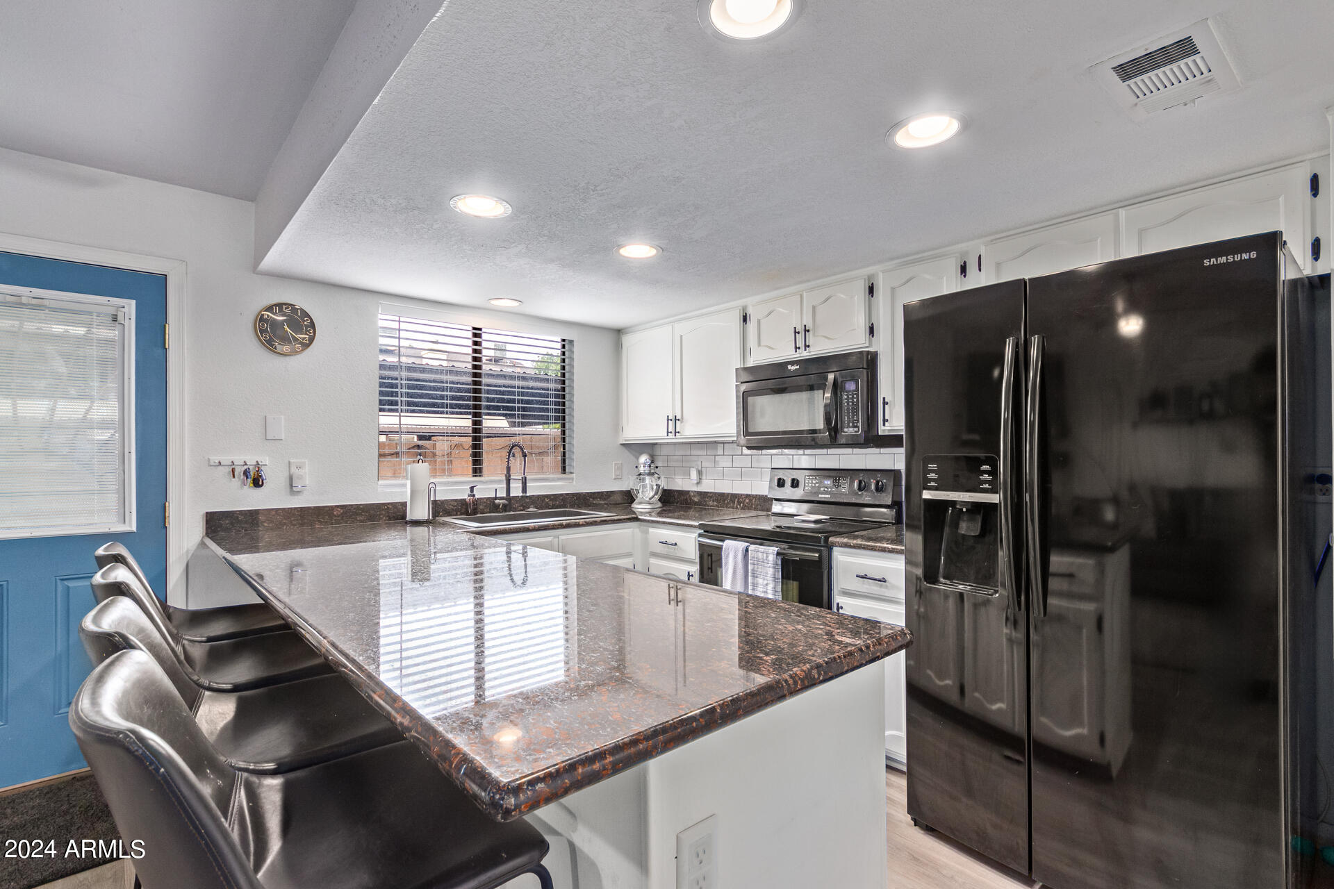 170 East Guadalupe Road, Unit 105 Gilbert, AZ 85234 - Photo 6 of 30 Kitchen