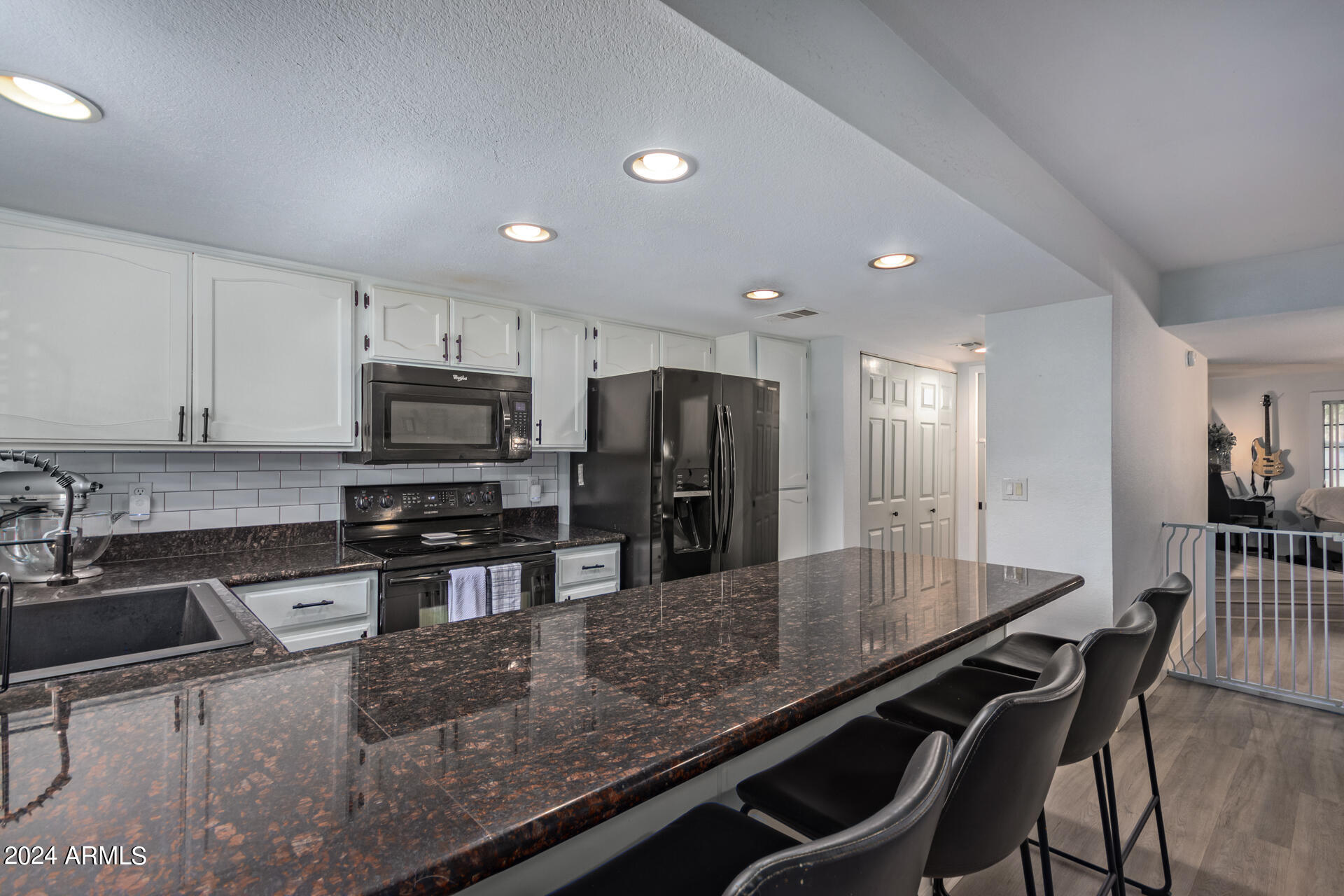 170 East Guadalupe Road, Unit 105 Gilbert, AZ 85234 - Photo 7 of 30 Kitchen