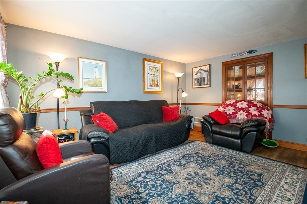 26 Nickerson Road Bedford, MA 01730 - Photo 19 of 40