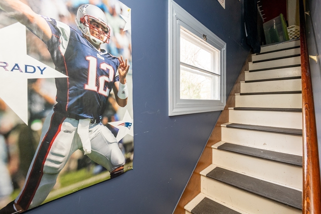 26 Nickerson Road Bedford, MA 01730 - Photo 34 of 40