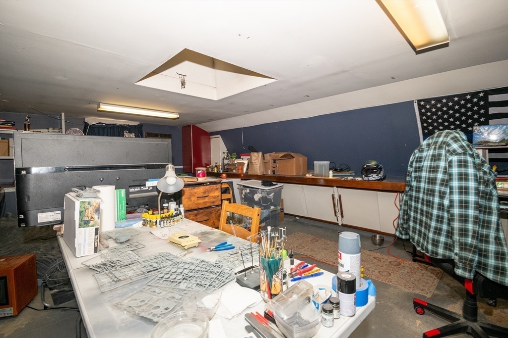 26 Nickerson Road Bedford, MA 01730 - Photo 35 of 40