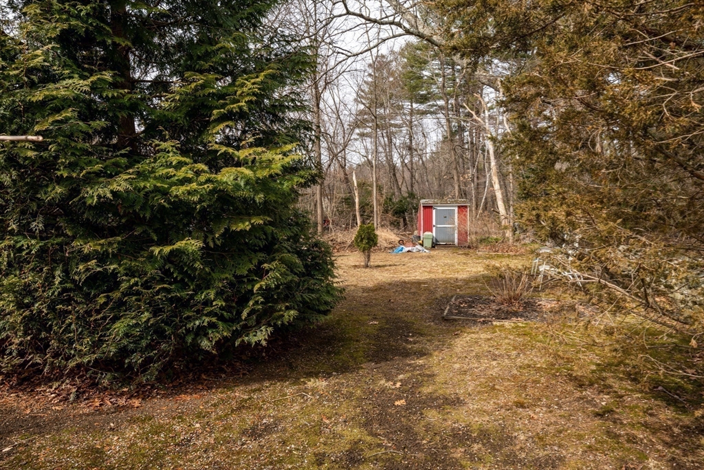 26 Nickerson Road Bedford, MA 01730 - Photo 37 of 40