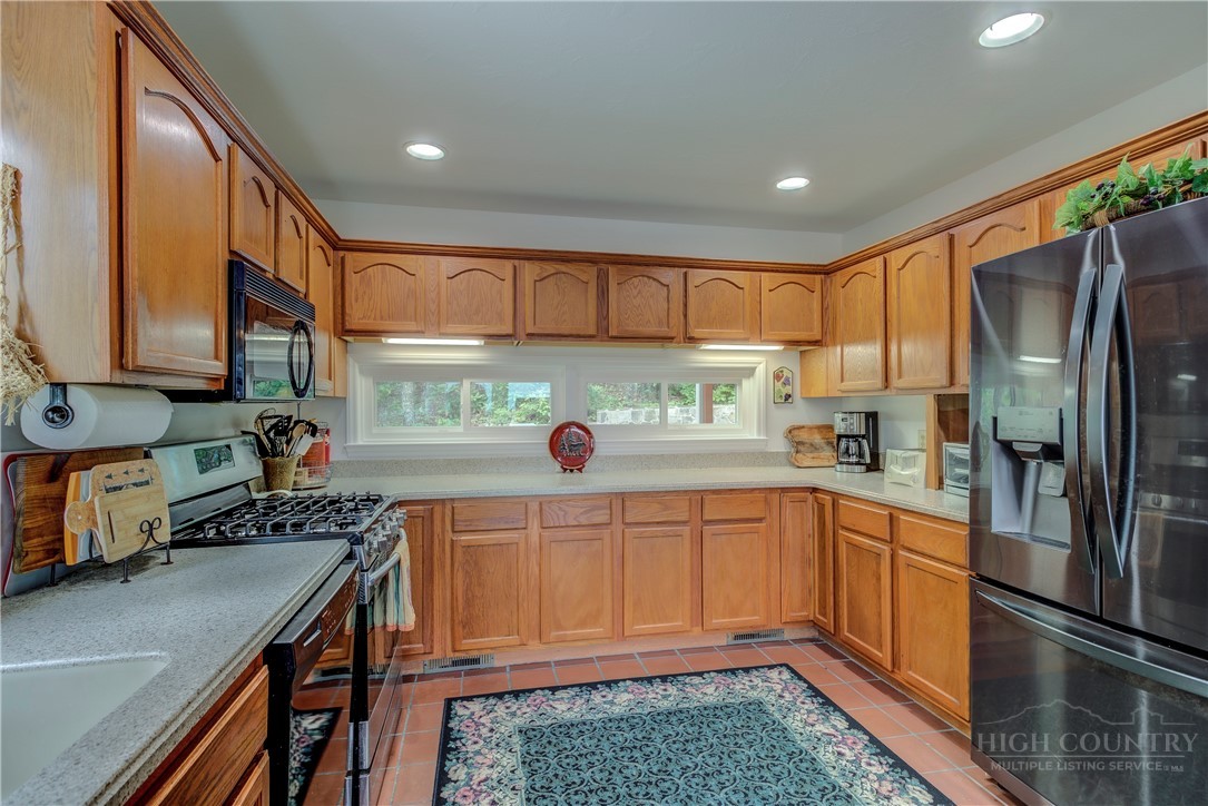 2038 Bell Mountain Road Hays, NC 28635 - Photo 16 of 49