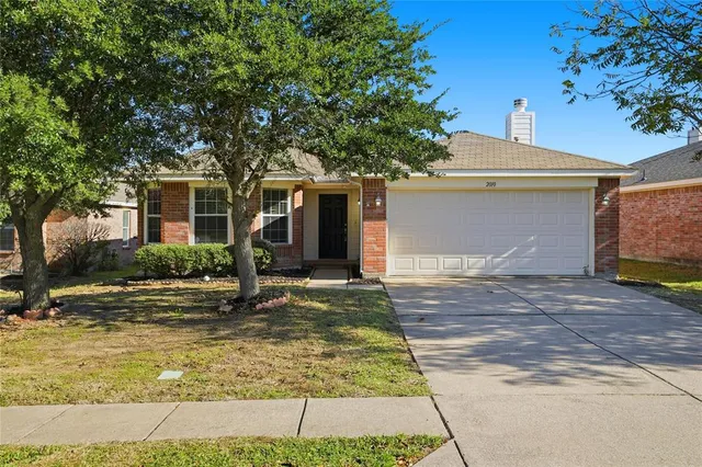 a front view of house with yard