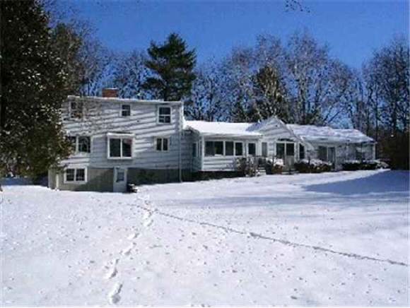 8 Pond Road Derry, NH 03038 - Photo 1 of 6