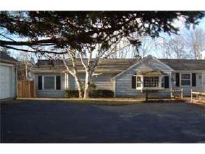 8 Pond Road Derry, NH 03038 - Photo 3 of 6