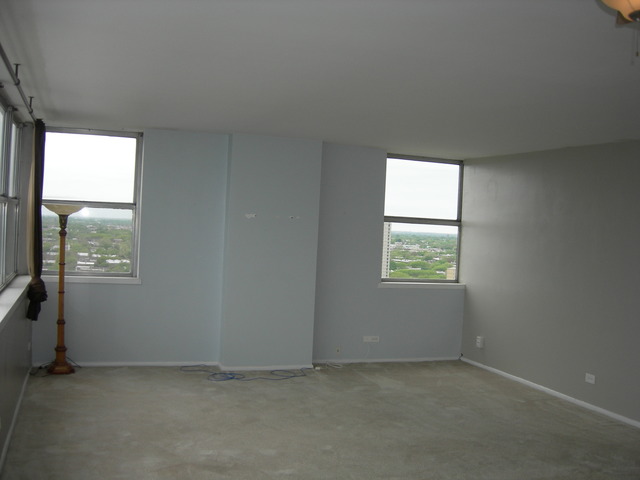 6301 North Sheridan Road, Unit 22H Chicago, IL 60660 - Photo 3 of 10