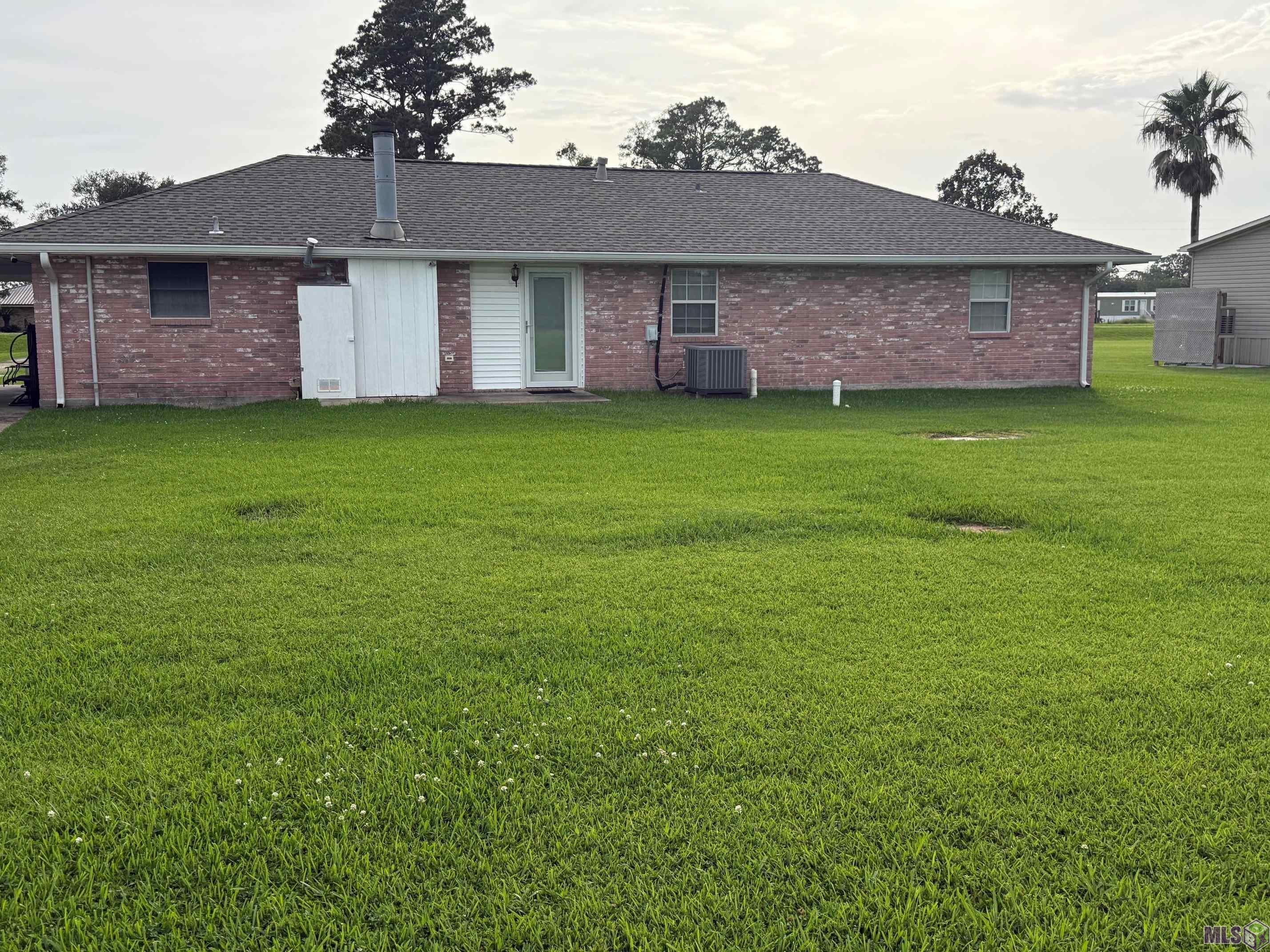 419 Main Project Road Schriever, LA 70395 - Photo 10 of 12