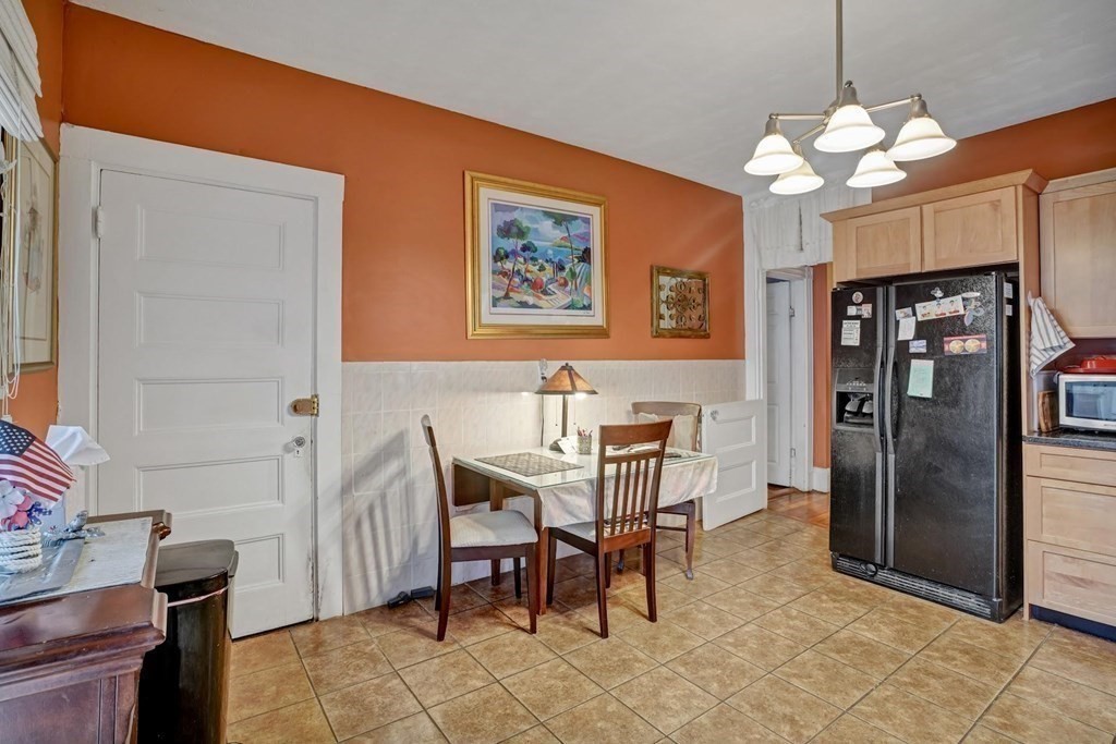458 East 8th Street, Unit 1 Boston, MA 02127 - Photo 9 of 25